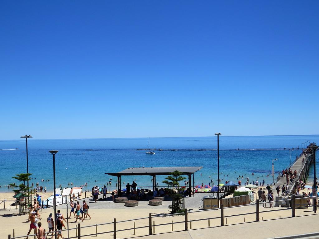 Апартаменты Mccloud House Port Noarlunga Экстерьер фото